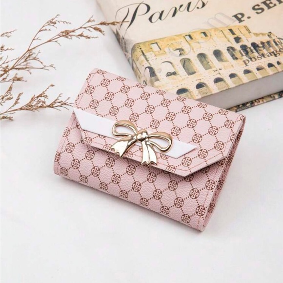 Handbags - ⚠️Clearance🎀Bow Ribbon Pink Wallet / Cardholder